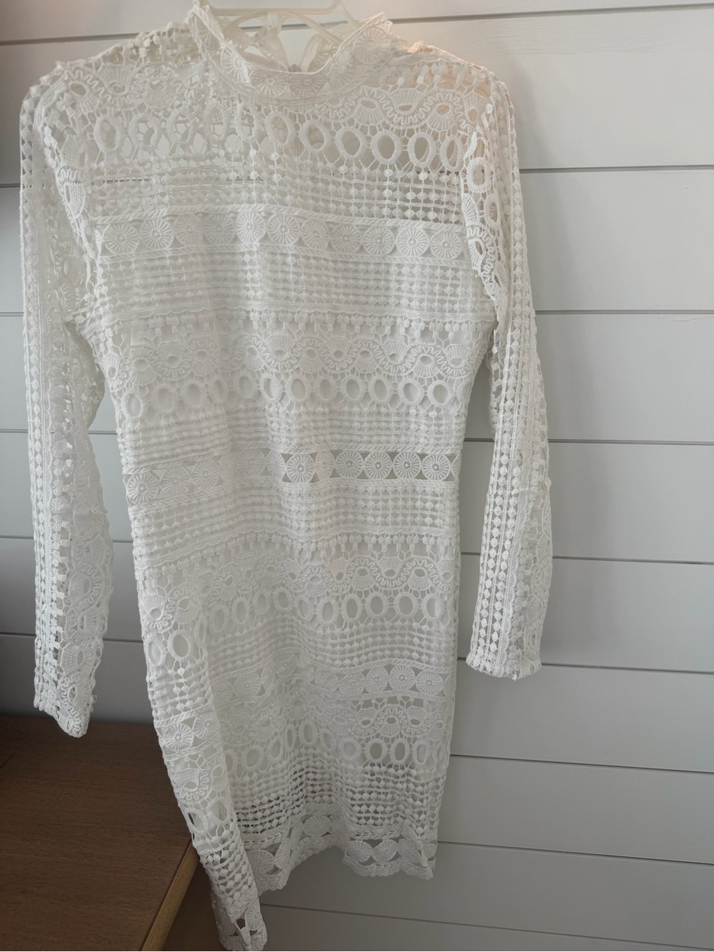 White Lace Long-Sleeve Dress